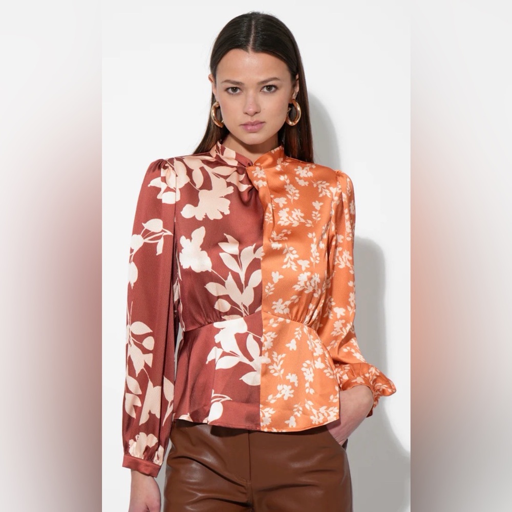 ⭐️NWT Adelyn Rae Ruiz’s Two Toned Blouse⭐️